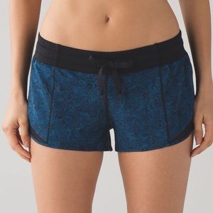 Lululemon hotty hot shorts
